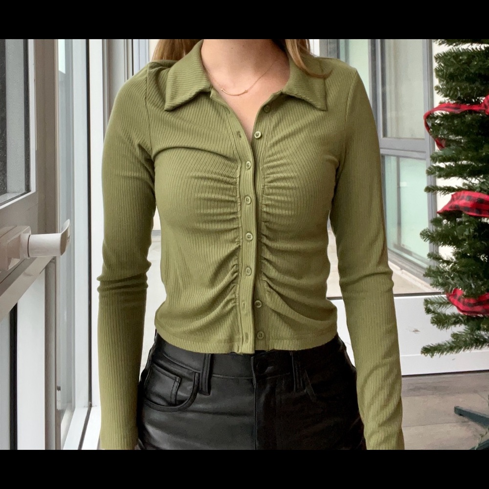 Abercrombie & Fitch green button up
